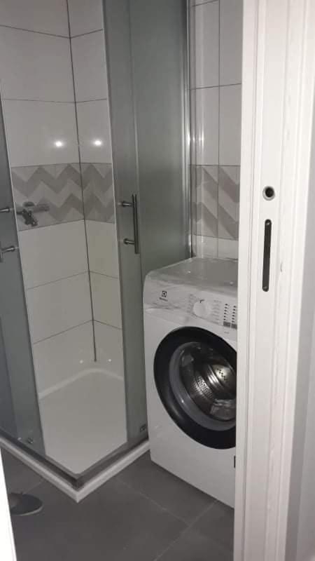 Apartman B & S With A Beautiful Terrace * Pula